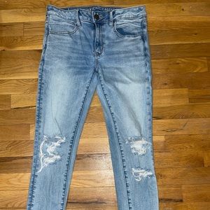 American Eagle skinny high waisted jeans size 6